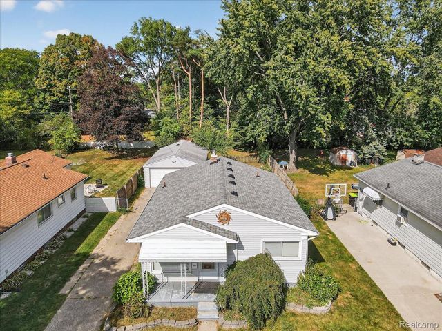 731 1st Avenue, Pontiac, MI 48340