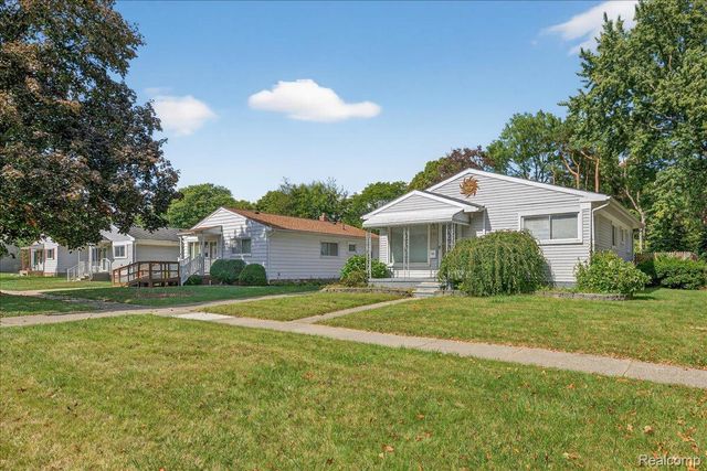 731 1st Avenue, Pontiac, MI 48340