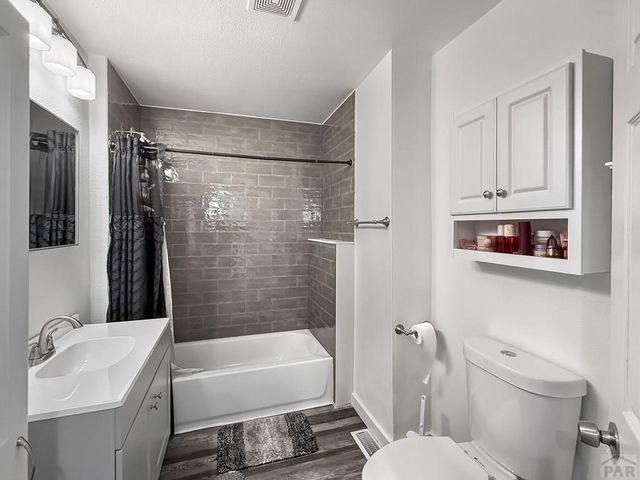 1528 E Routt Ave, Pueblo, CO 81004