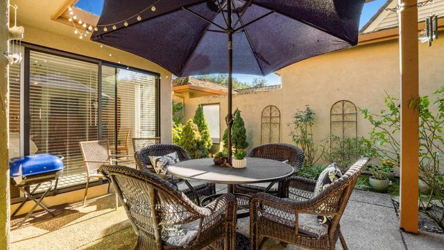 2410 Central Park, Lodi, CA 95242