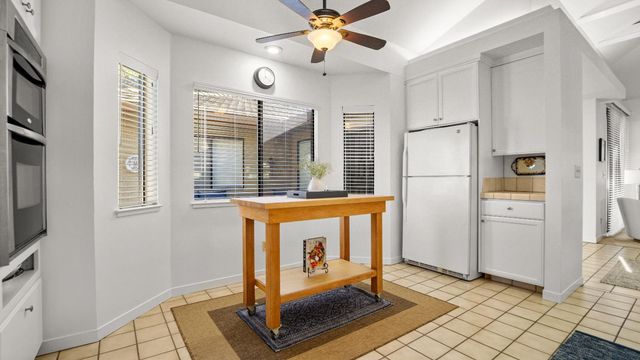 2410 Central Park, Lodi, CA 95242