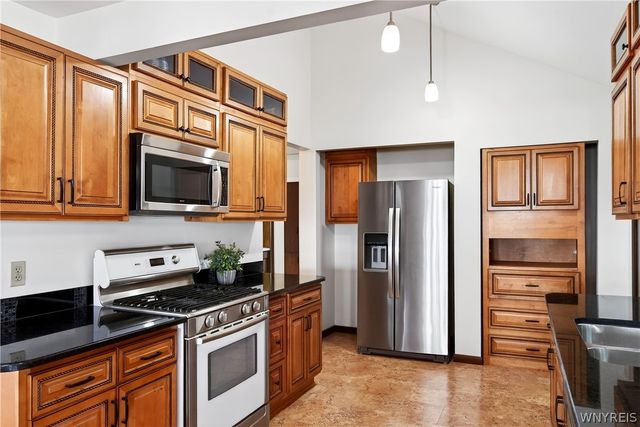 94 York Road, Wheatfield, NY 14304