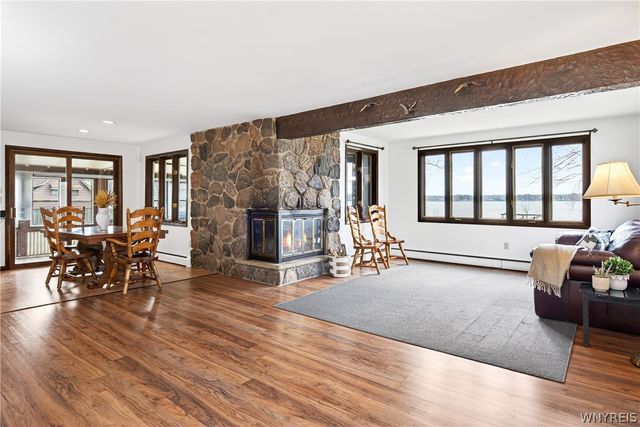 94 York Road, Wheatfield, NY 14304