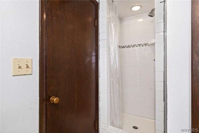 94 York Road, Wheatfield, NY 14304