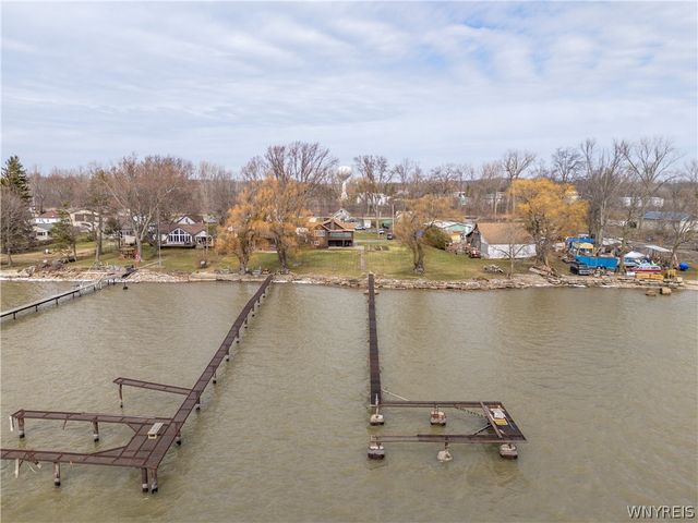 94 York Road, Wheatfield, NY 14304