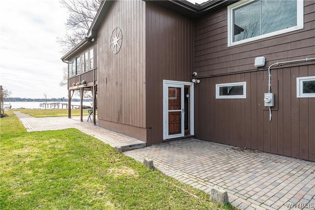 94 York Road, Wheatfield, NY 14304