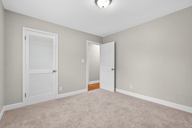 208 Saint Matthew Lane, Spartanburg, SC 29301