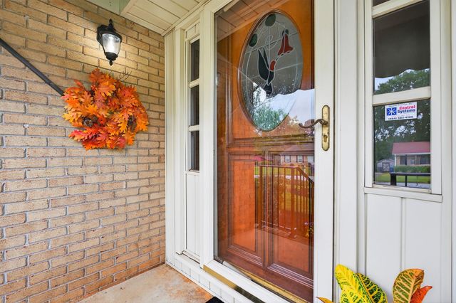 208 Saint Matthew Lane, Spartanburg, SC 29301
