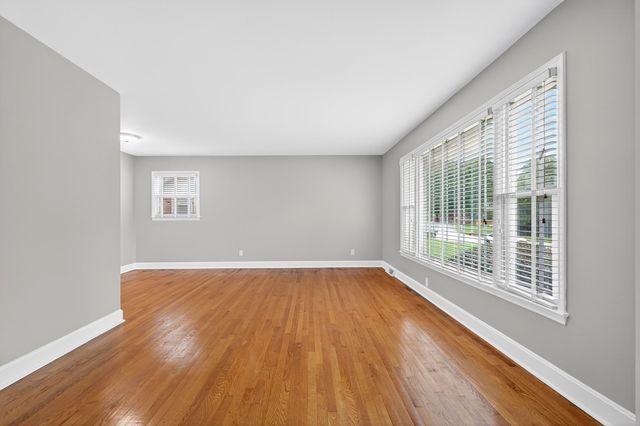 208 Saint Matthew Lane, Spartanburg, SC 29301