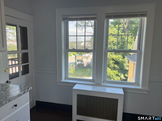 24 Circular Avenue 3B, Bridgeport, CT 06605