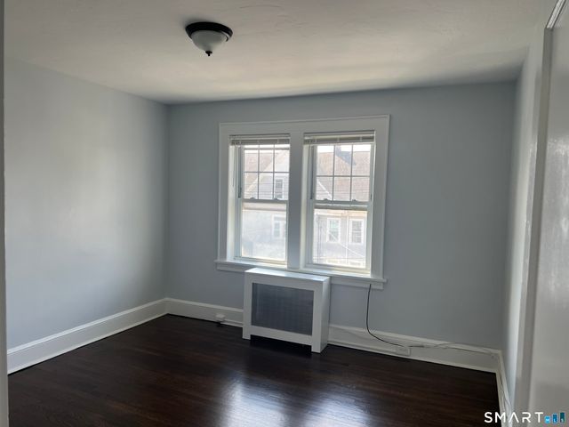24 Circular Avenue 3B, Bridgeport, CT 06605