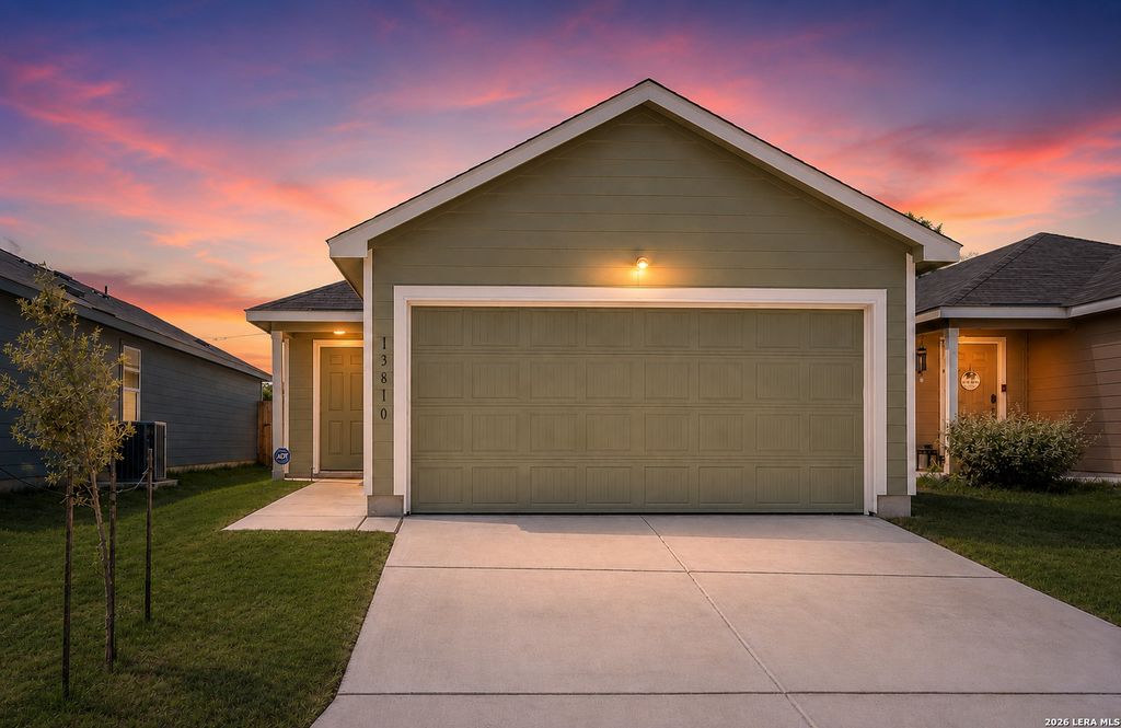 13810 Haystack, San Antonio, TX 78252