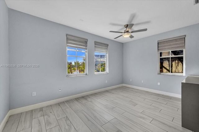 150 Jacaranda Country Club Dr 200, Plantation, FL 33324