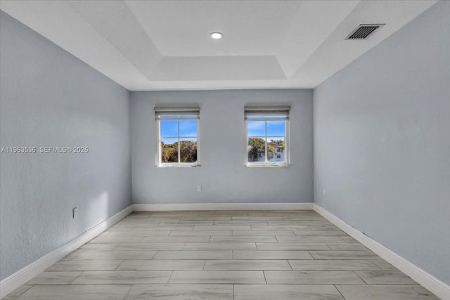 150 Jacaranda Country Club Dr 200, Plantation, FL 33324