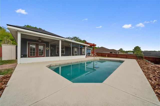 19261 NW 230TH STREET, High Springs, FL 32643