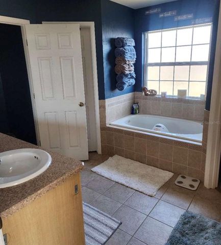 19261 NW 230TH STREET, High Springs, FL 32643