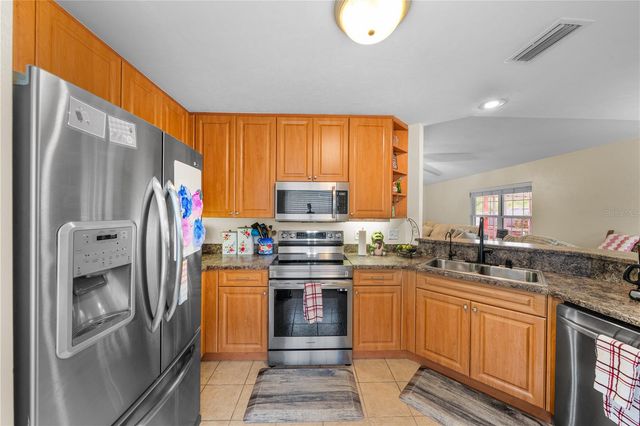 19261 NW 230TH STREET, High Springs, FL 32643