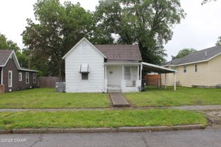 1417 S Jackson Avenue, Joplin, MO 64804