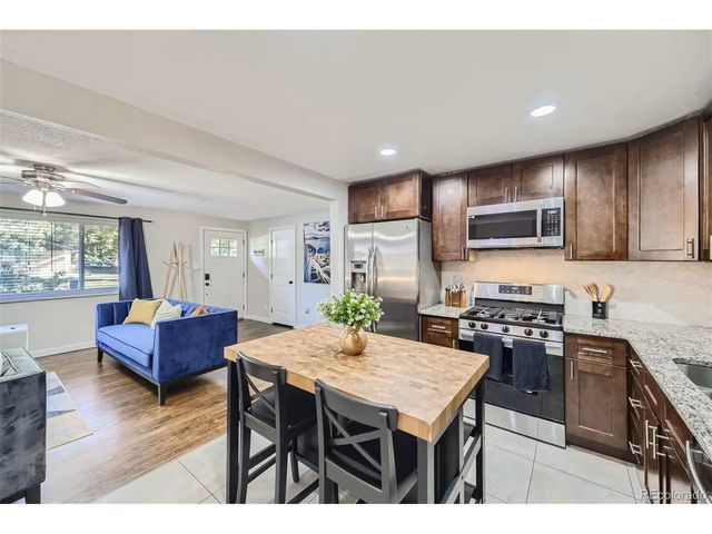 6718 W 70th Pl, Arvada, CO 80003