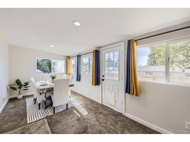 6718 W 70th Pl, Arvada, CO 80003
