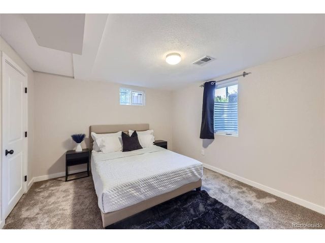 6718 W 70th Pl, Arvada, CO 80003
