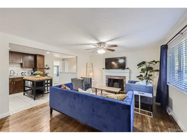 6718 W 70th Pl, Arvada, CO 80003