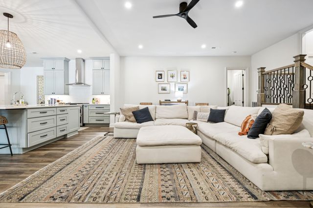 829 Highgrove Cir, Franklin, TN 37069