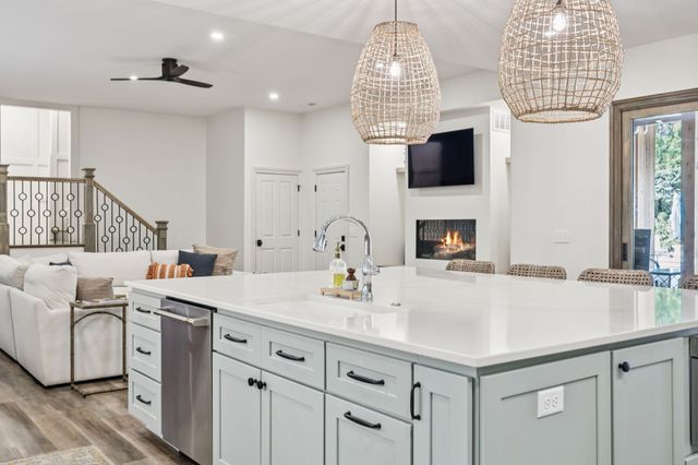 829 Highgrove Cir, Franklin, TN 37069