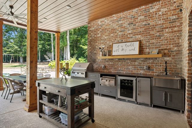 829 Highgrove Cir, Franklin, TN 37069