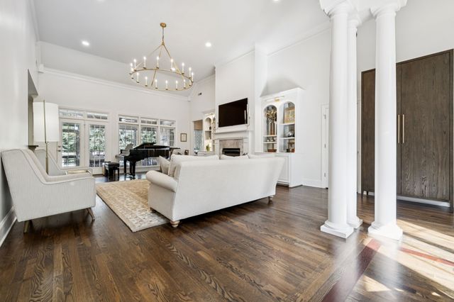 829 Highgrove Cir, Franklin, TN 37069