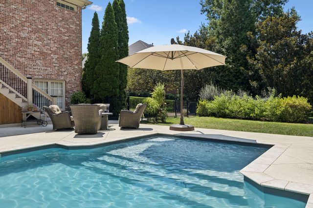 829 Highgrove Cir, Franklin, TN 37069