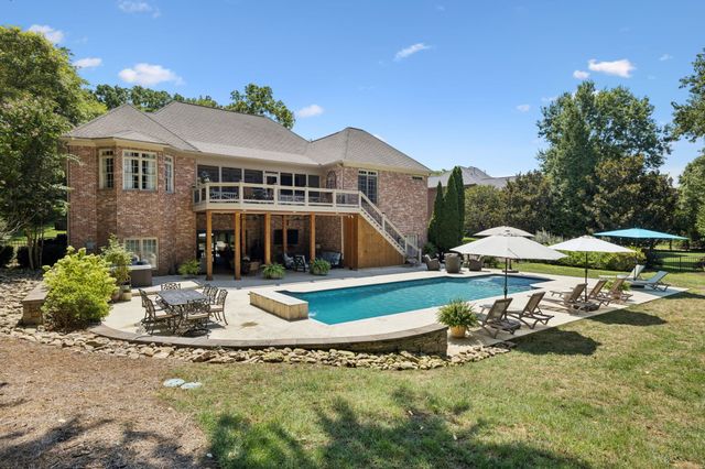 829 Highgrove Cir, Franklin, TN 37069