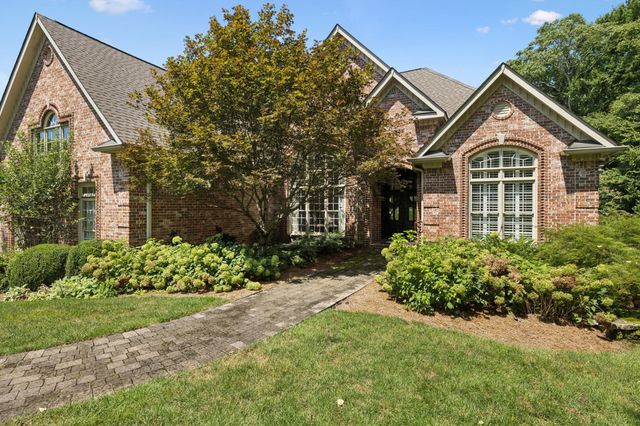 829 Highgrove Cir, Franklin, TN 37069