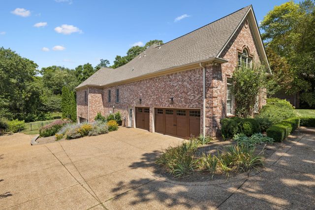 829 Highgrove Cir, Franklin, TN 37069