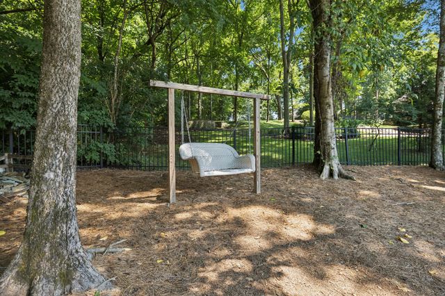 829 Highgrove Cir, Franklin, TN 37069