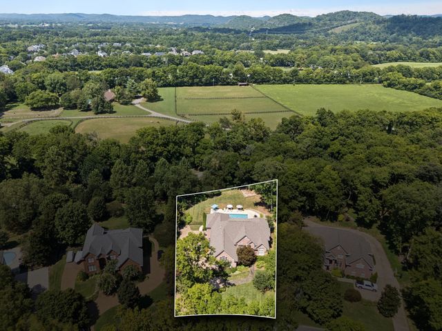 829 Highgrove Cir, Franklin, TN 37069