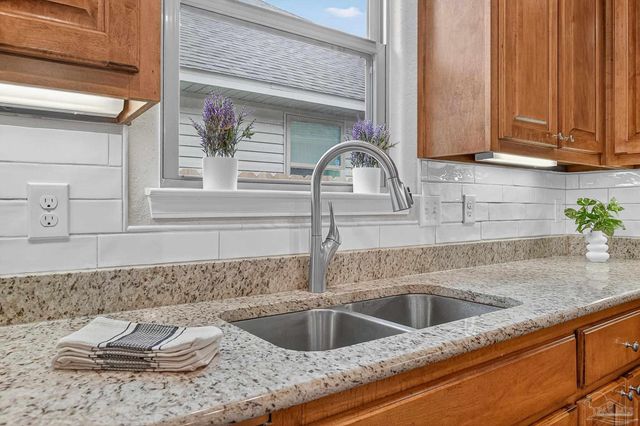 10689 Trailblazer Way, Pensacola, FL 32506