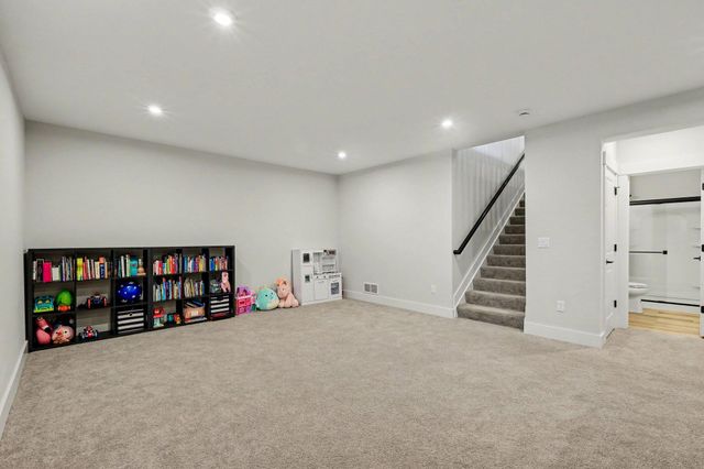 2871 Shadbark, Villa Hills, KY 41017