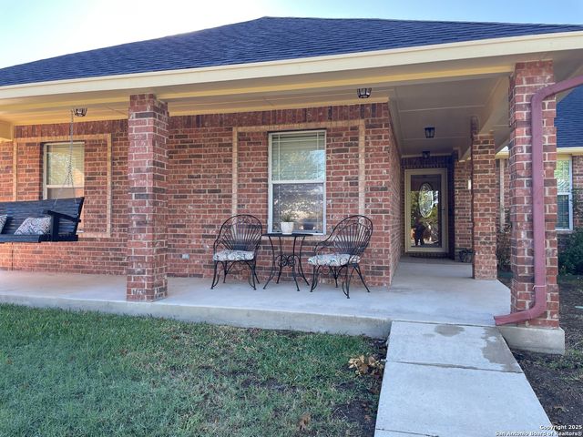 1607 Sunspur Rd, New Braunfels, TX 78130