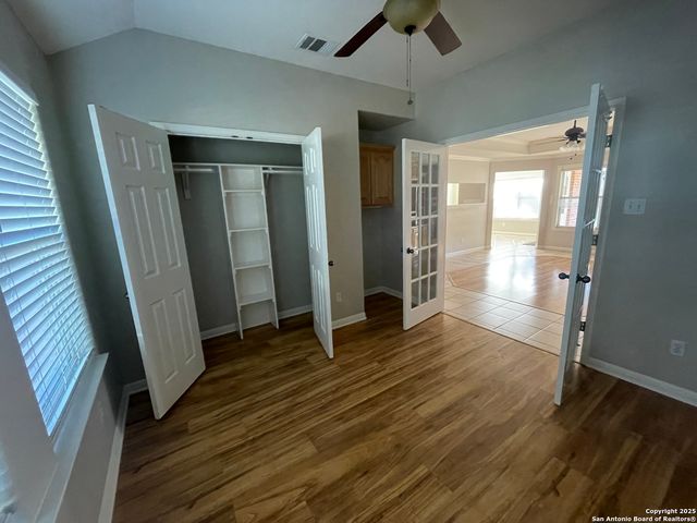 1607 Sunspur Rd, New Braunfels, TX 78130