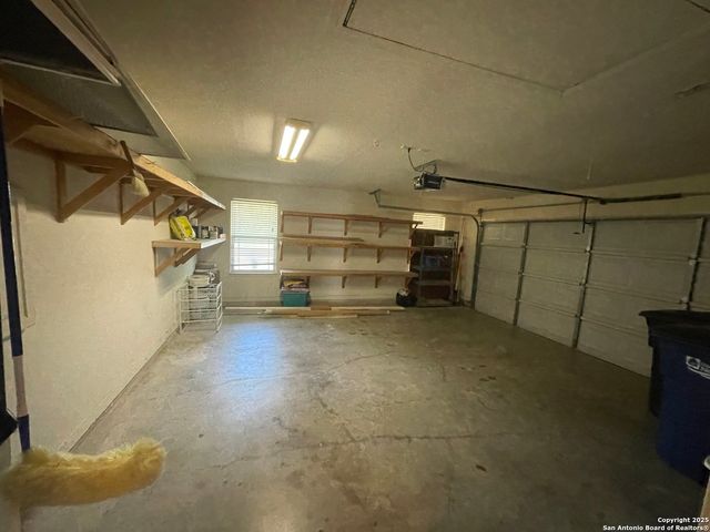 1607 Sunspur Rd, New Braunfels, TX 78130