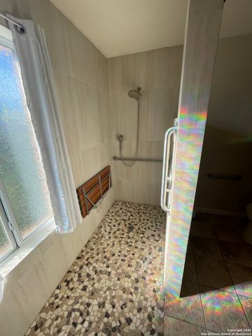 1607 Sunspur Rd, New Braunfels, TX 78130