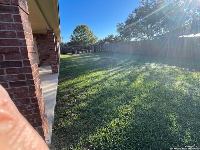 1607 Sunspur Rd, New Braunfels, TX 78130