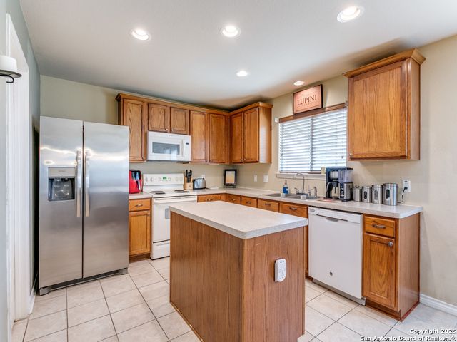 133 Falling Sun, Cibolo, TX 78108