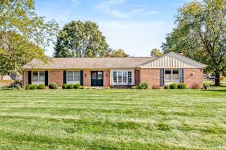 61620 Fellows Street, South Bend, IN 46614