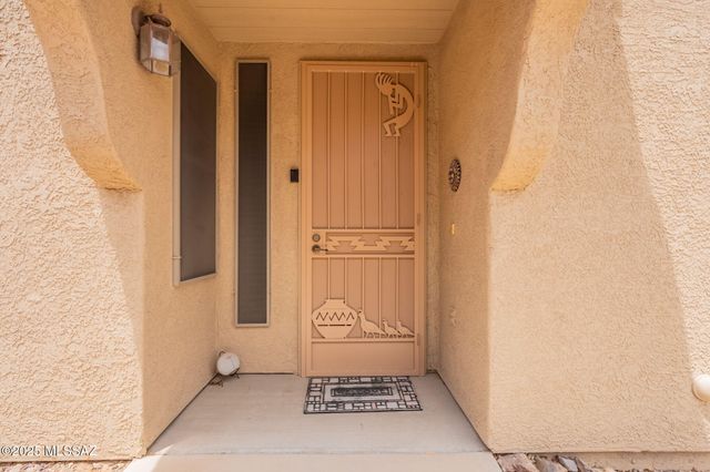503 W Shadow Wood St, Green Valley, AZ 85614