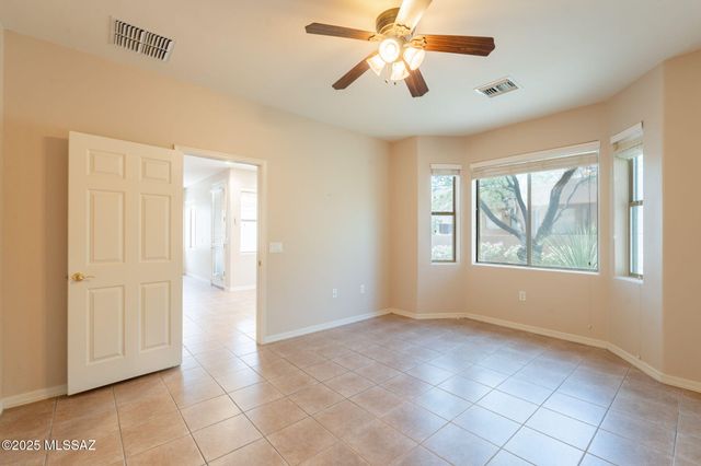 503 W Shadow Wood St, Green Valley, AZ 85614