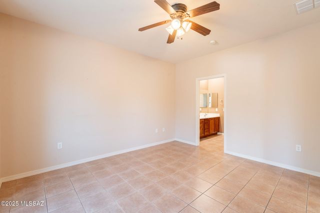 503 W Shadow Wood St, Green Valley, AZ 85614