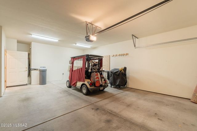 503 W Shadow Wood St, Green Valley, AZ 85614