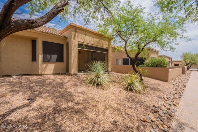 503 W Shadow Wood St, Green Valley, AZ 85614